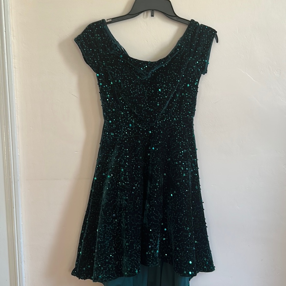 Morgan & Co green sequin velvet style dress